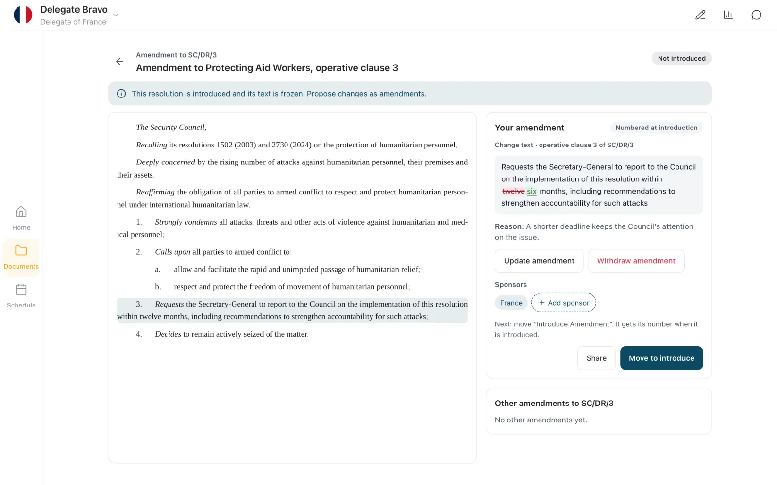 The amendment page: the introduced resolution on the left, and on the right France's amendment changing twelve months to six months, its sponsor and a Move to introduce button