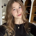Nina OstrycharzProfile Picture