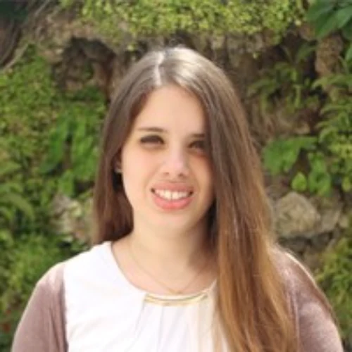 María del Pilar Lindley Esteves