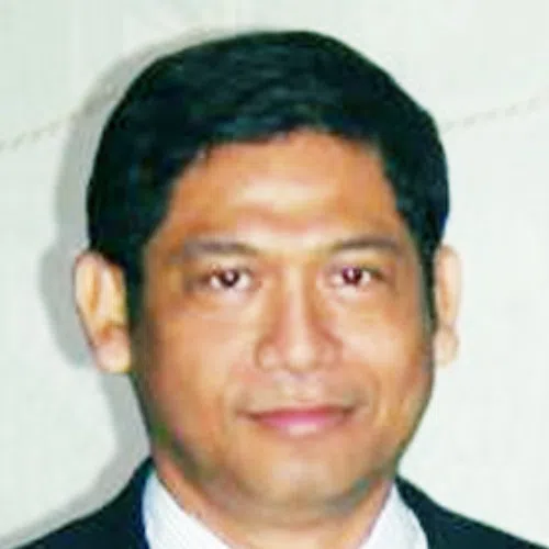 Dr. Rantastia Nur Alangan