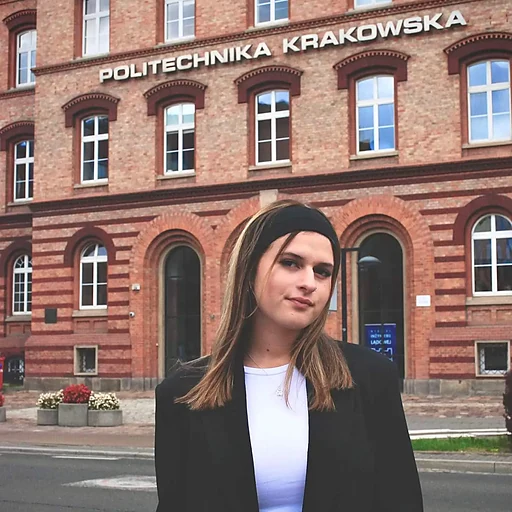 Nina Banas