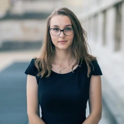 Alexandra DayrasProfile Picture