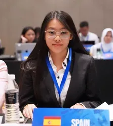 Elizabeth  Chua Xin En