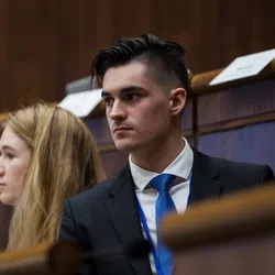 Andrej Varju