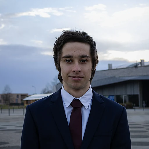 Emmanuel Omont