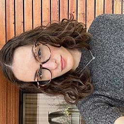Ema MušičProfile Picture