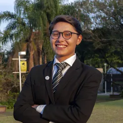 Lucas  Apolonio