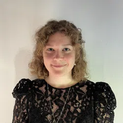 Flora Hawlina