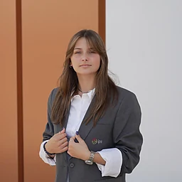 Diana ZakielarzProfile Picture