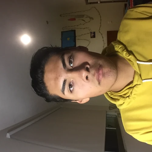Uriel Gómez
