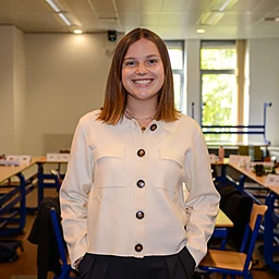 Alice  Van den BogaertProfile Picture