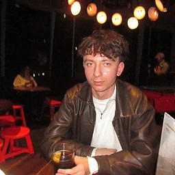 Erik PavlovProfile Picture