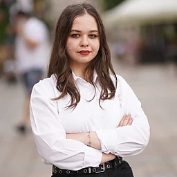 Ana PăduraruProfile Picture
