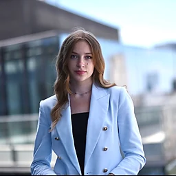 Oliwia IwańskaProfile Picture