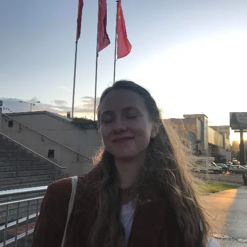 Ina Opartyová