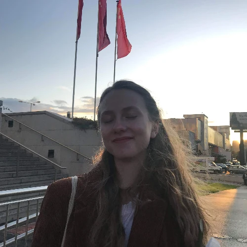 Ina Opartyová
