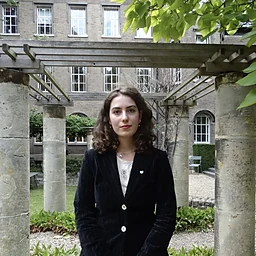Nina HoffmannProfile Picture