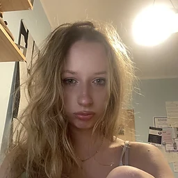 Lillian BialekProfile Picture