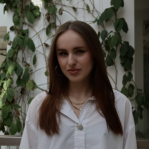 Julia Mika