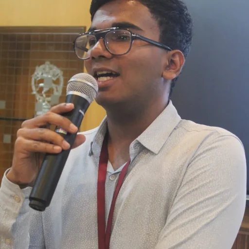 Ayuj Menda