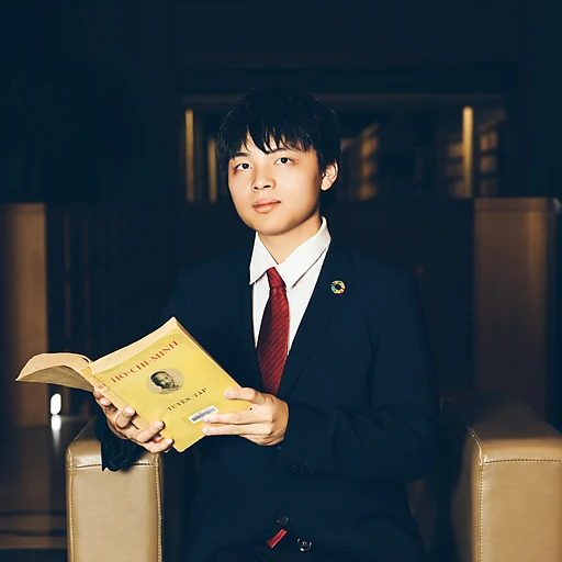 Kaiyuan Xu