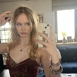 Lena SapiejaProfile Picture