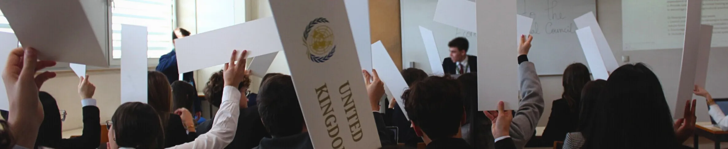 NOVOMUN 2026
