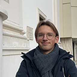 Andrzej ChocholakProfile Picture