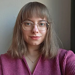 Carla SchlieweProfile Picture