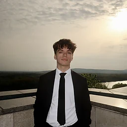 Samuel SivákProfile Picture