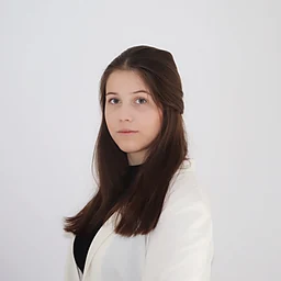 Ana MencinProfile Picture