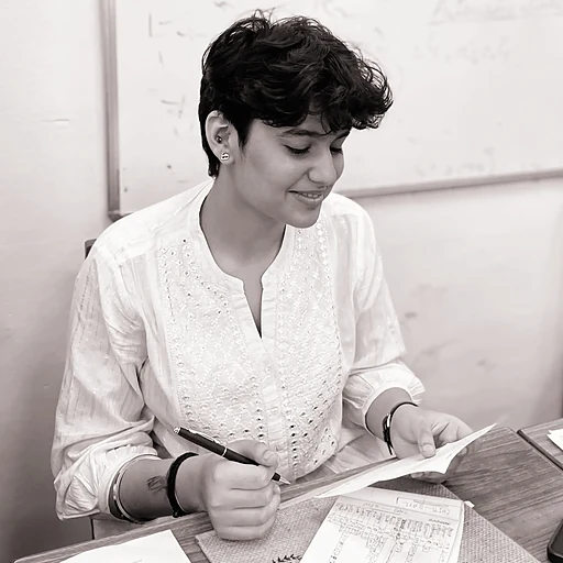 Adhiya Bhat