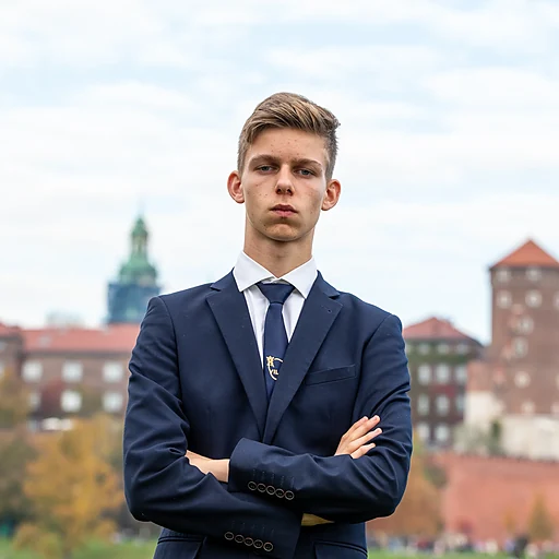 Adrian Piwowarczyk