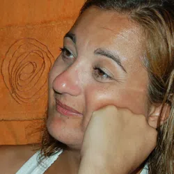 Nora Pontiki
