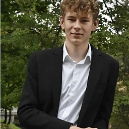 Olek KwiatekProfile Picture