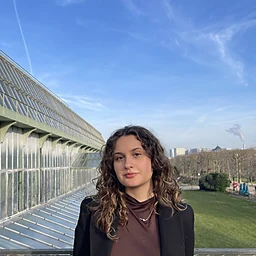Alexandra NuteanuProfile Picture