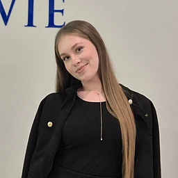 Sofiia KholiavkoProfile Picture