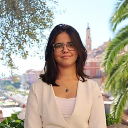 Syrine BennounaProfile Picture