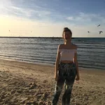 Alona AmishaProfile Picture