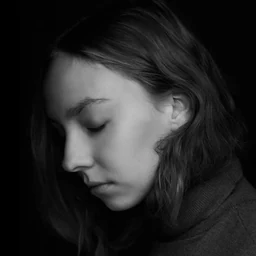 Julia KielochProfile Picture