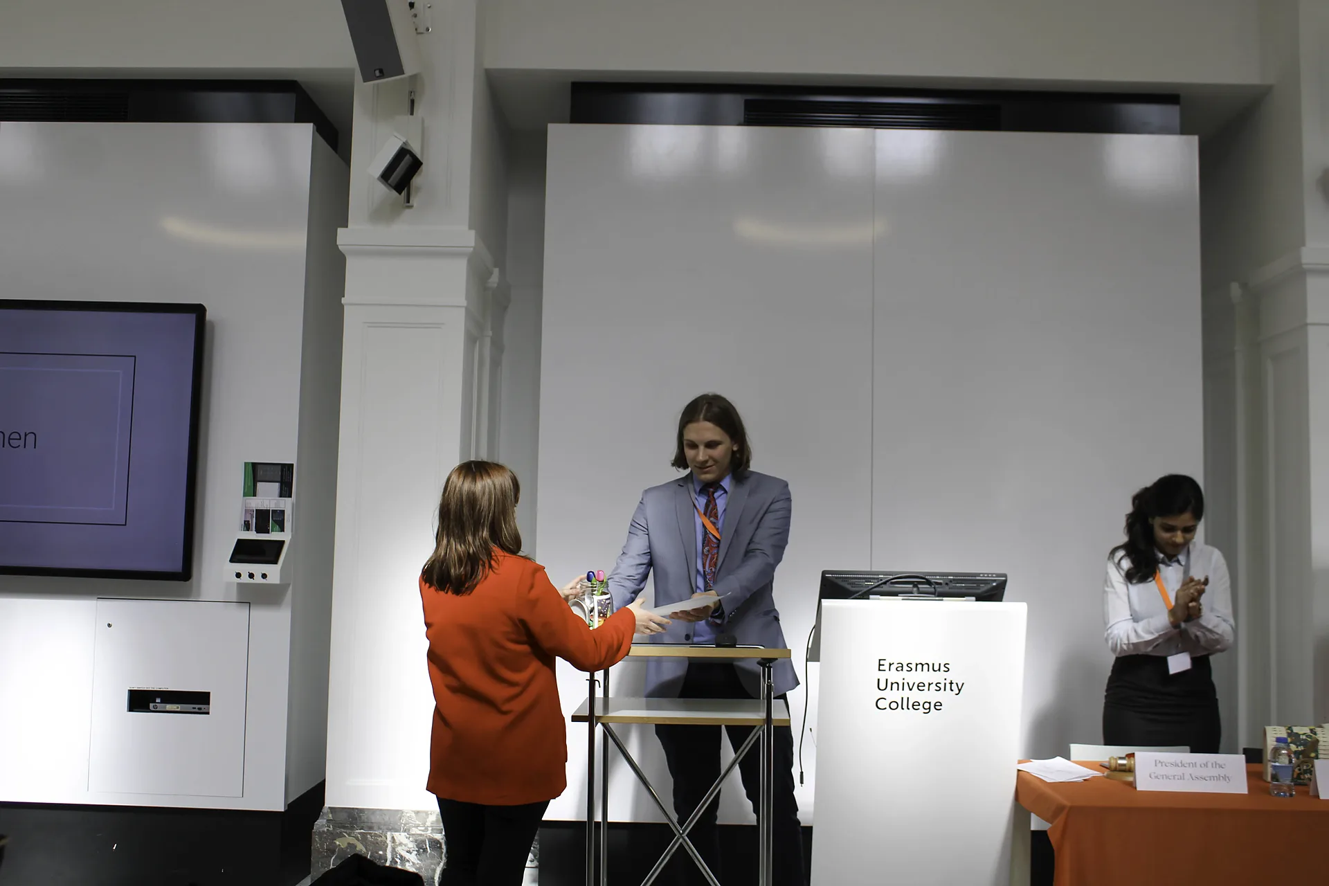 MUN Diplomacy Skills: Lessons from a Diplomacy Course