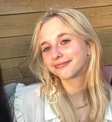 Elle De Herdt