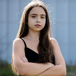 Lena KrasaProfile Picture