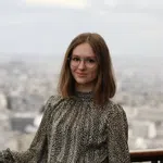 Julia TonderaProfile Picture