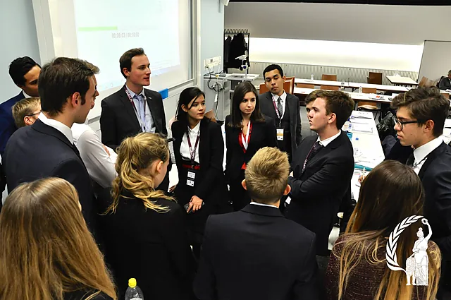Improving Rules of Procedure in Model United Nations: UN
Debating