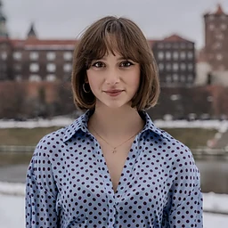 Nina ToruniewskaProfile Picture