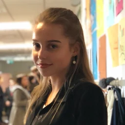 Natascha UnglaubeProfile Picture