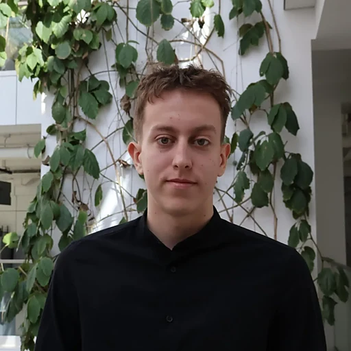 Wiktor Glama
