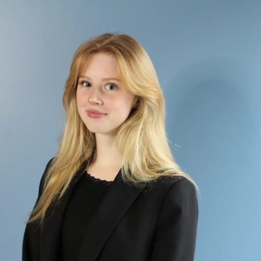 Elizabeth refouni