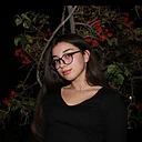 Eve VazaiouProfile Picture